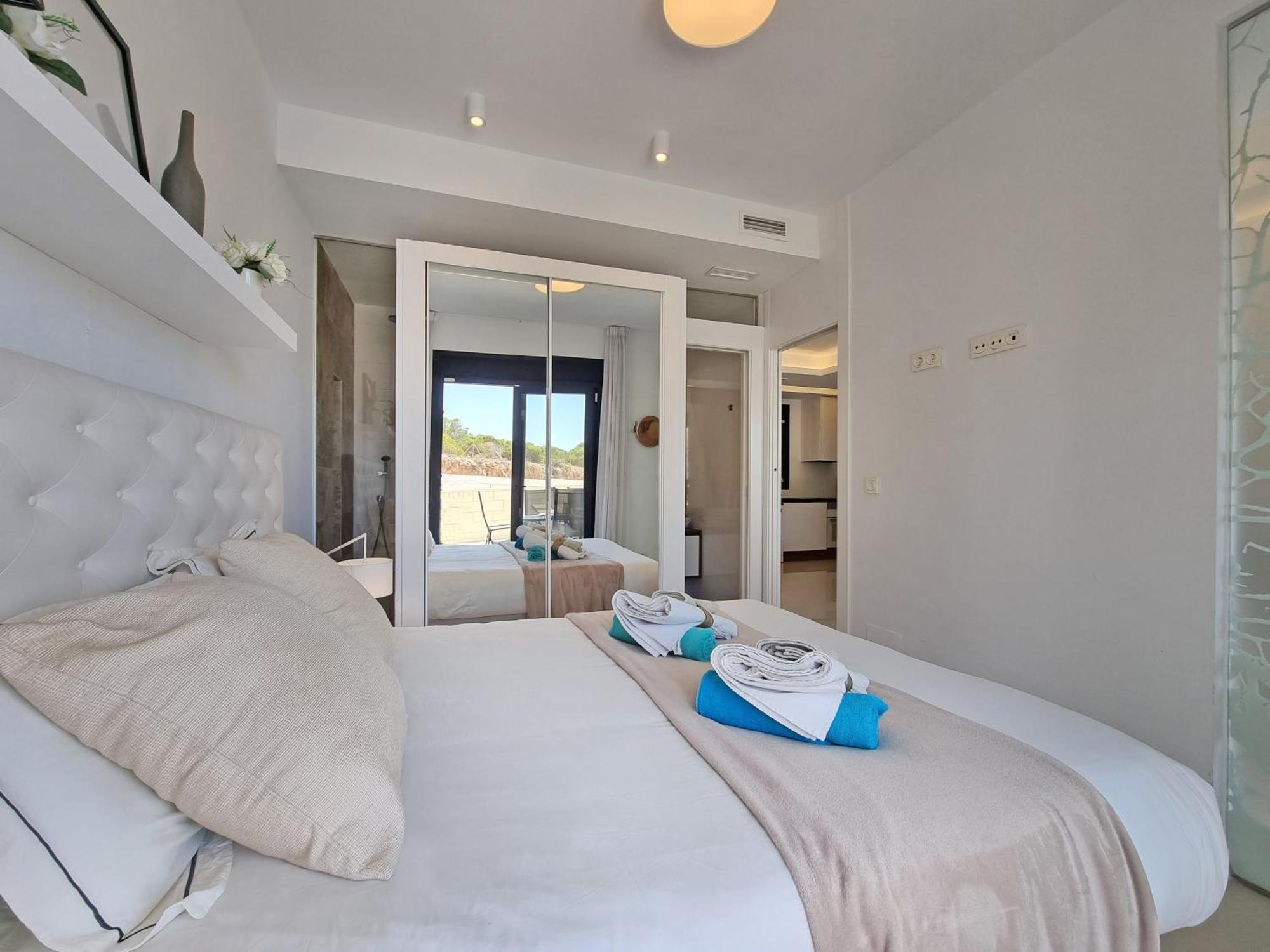 Beachfront Luxury Apartments By Nras Arenales del Sol Zimmer foto