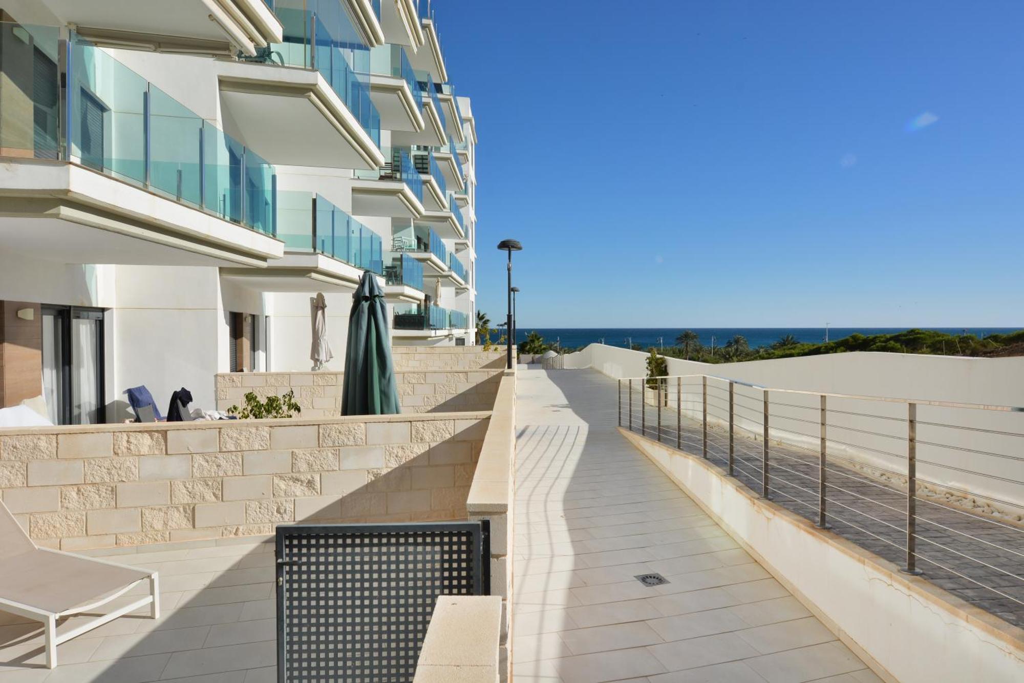 Beachfront Luxury Apartments By Nras Arenales del Sol Zimmer foto
