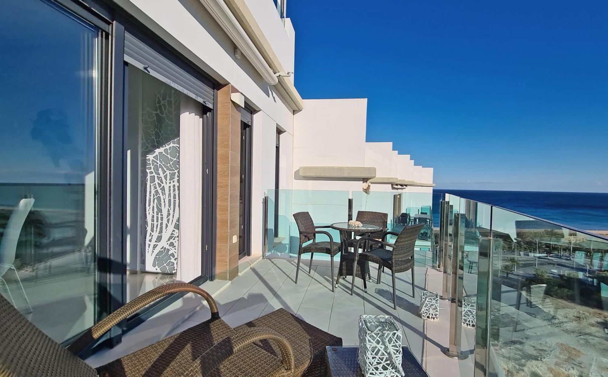Beachfront Luxury Apartments By Nras Arenales del Sol Zimmer foto